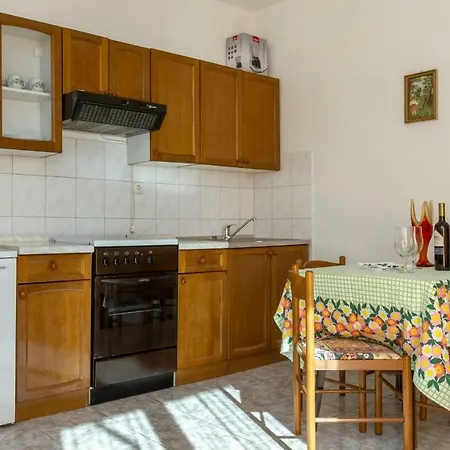 Roi Apartment Seget Vranjica