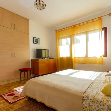 Apartment Roi Seget Vranjica
