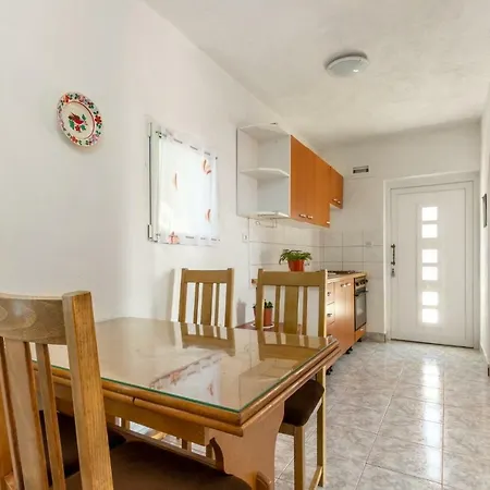 Apartment Roi