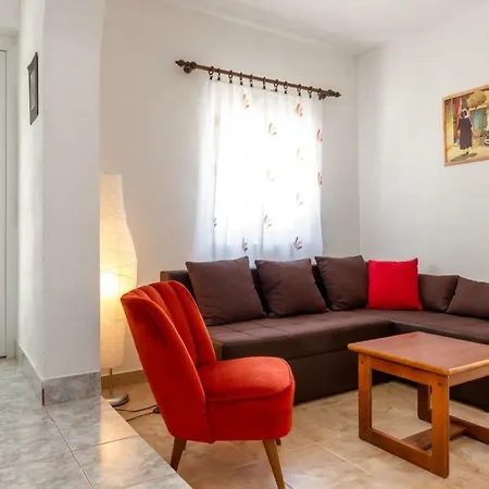 Apartment Roi *
